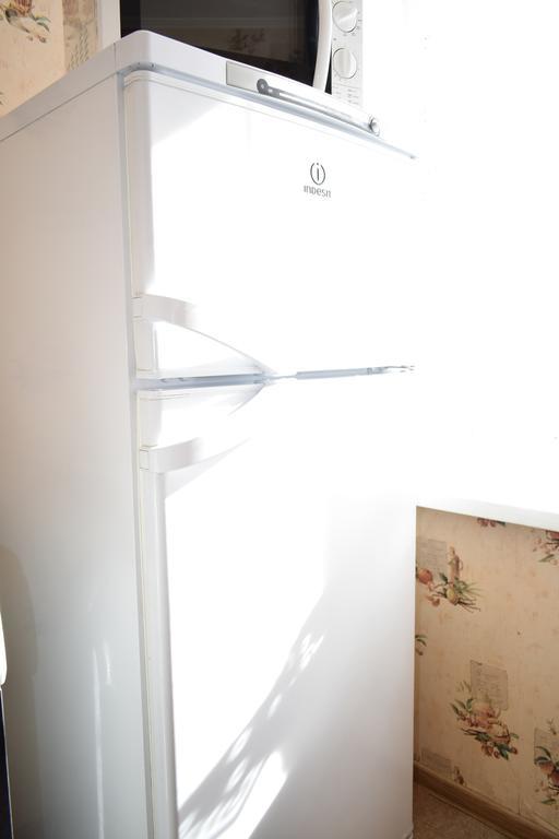 Apartment On Vasylya Chervoniya 67 Rivne Buitenkant foto